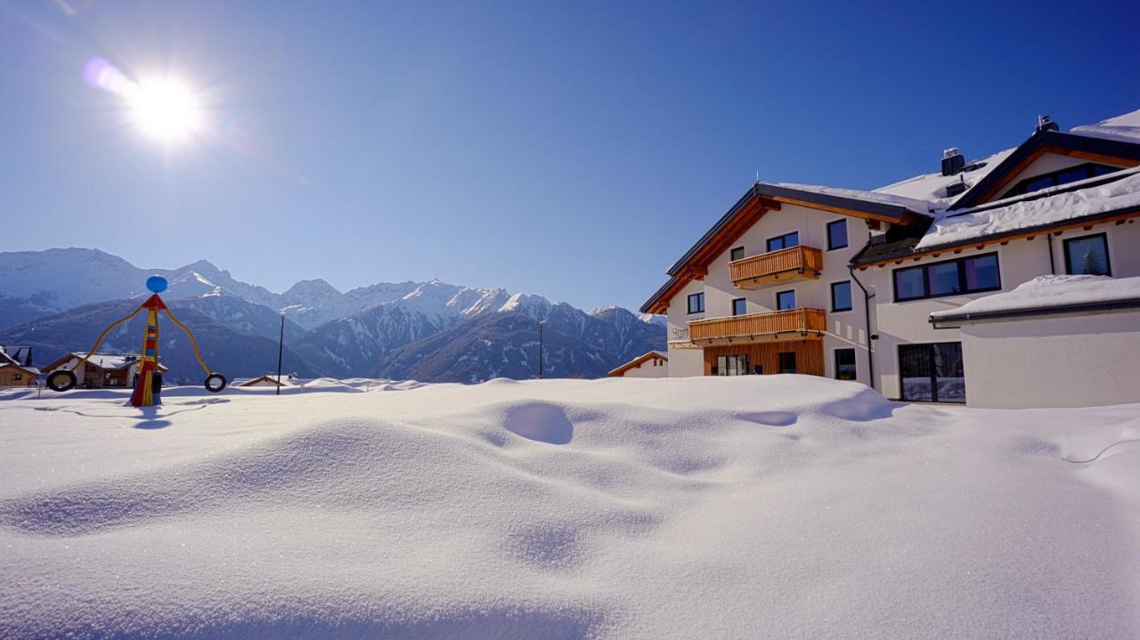 Apart-Hotel Dreisonnenhof Fiss Exterior foto